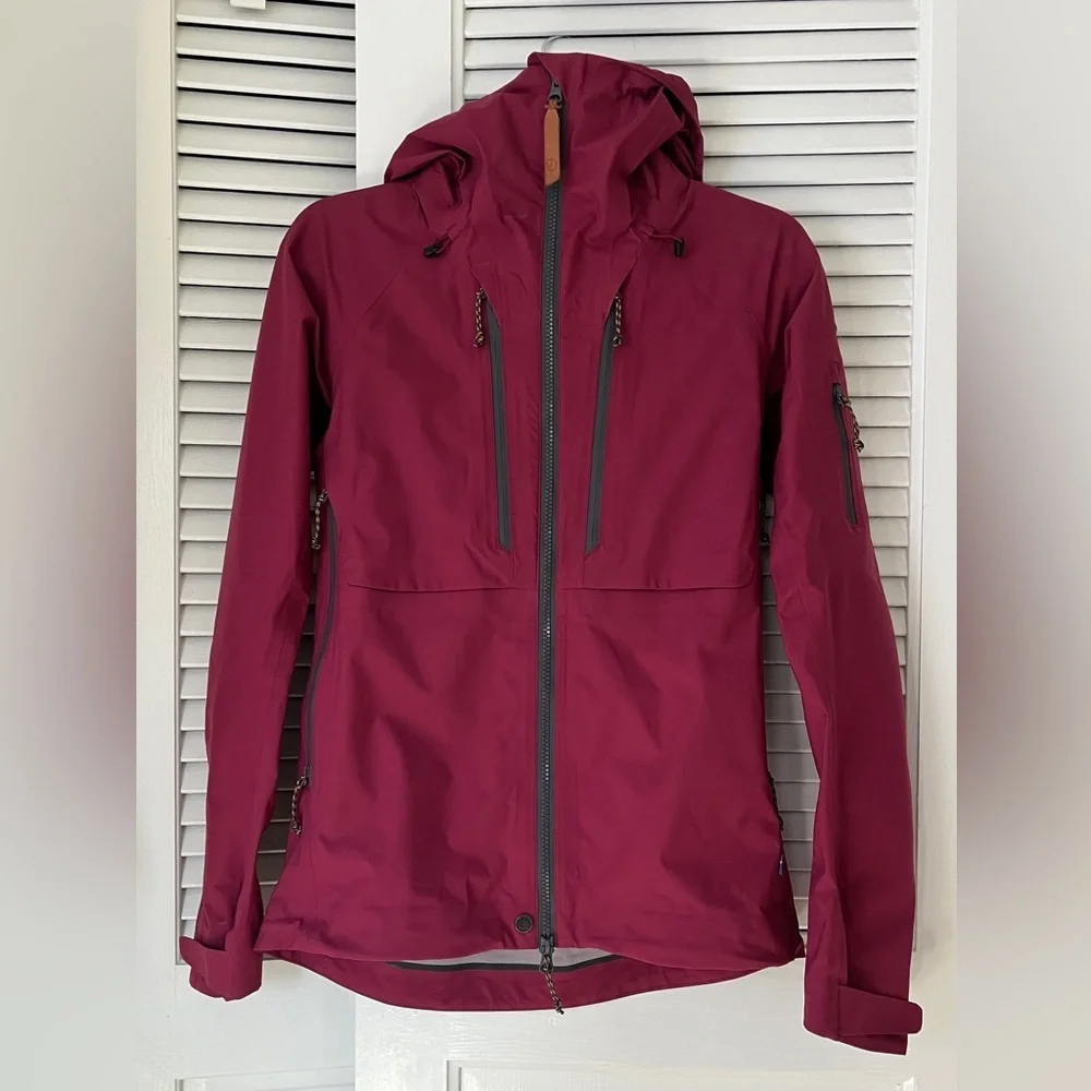 Fjallraven Dark Fuchsia Waterproof Keb Eco-Shell Jacket Sz XS - Picture 2 of 16
